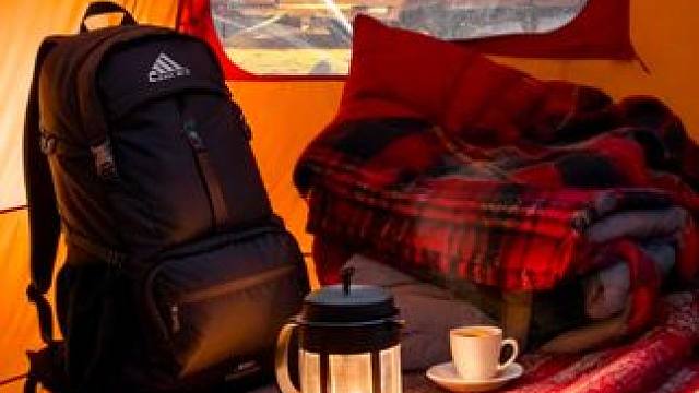 野外突遇暴风雪，帐篷内准备好睡袋和暖炉，在风雪声中入睡吧！ #白噪音 #助眠视频 #解压助眠 #我的