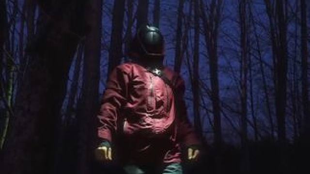 水桶做灯泡 #露营报告 #露营技巧报告