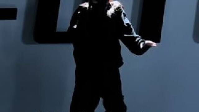 再来一遍转圈也还是站不住
