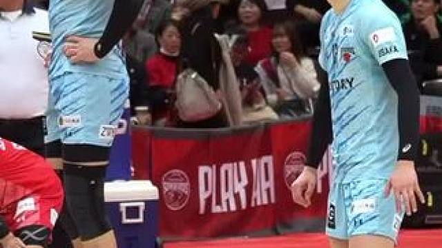 高桥蓝自接自扣#排球 #男排 #日本男排 #高桥蓝 #暴力美学