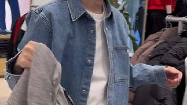 好朋友突然要给我买这么贵的衣服都给我整害羞了！这也太感动了 #逛街 #买衣服 #真兄弟