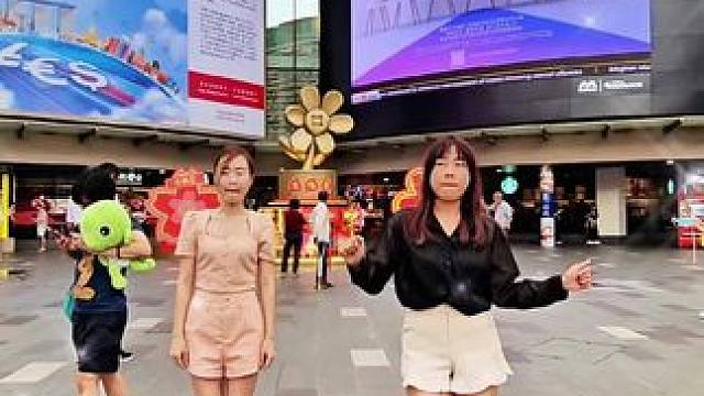 新加坡到此一游!!!祝福大家新年快乐❤️❤️等待我的vlog出来哦
#新加坡 #新加坡旅游 #旅游 