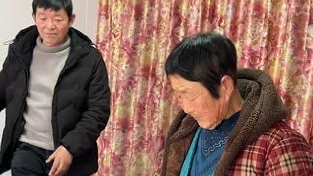 俺妈给俺几个开会、分配任务