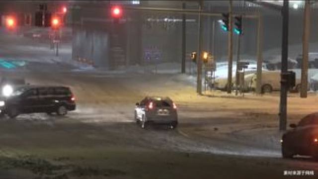 寒季行驶小心视野遮挡 谁能给你上帝视角#沃尔沃S60#冬季行车