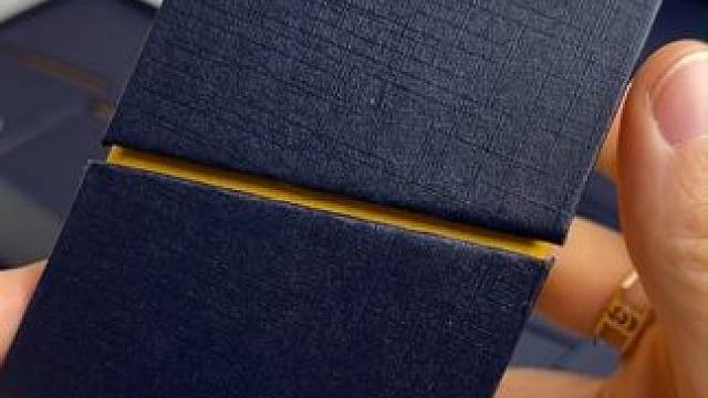 好扑克上手就有感觉，高端掼蛋专用扑克-掼蛋金牌， 高端商务掼蛋礼盒，掼蛋斗地主都能玩，送人自用都有排