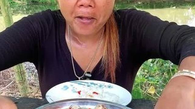 东南亚美食 #泰国主播吃美食视频 #把家乡的味道分享给大家 #舌尖上的美食 #爱生活爱美食 #农村美