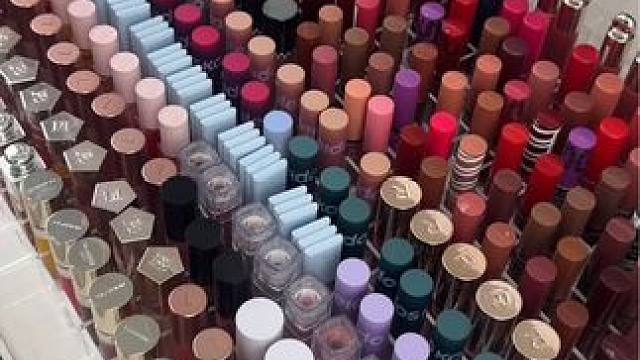 沉浸式收纳整理｜精致女人沉浸式整理唇釉vlog～✨☺️ 
#解压视频 #收纳整理 #强迫症的日常 #