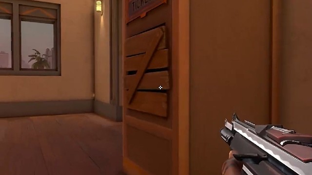 这么好心，还帮忙打冰墙，方便进去拆包