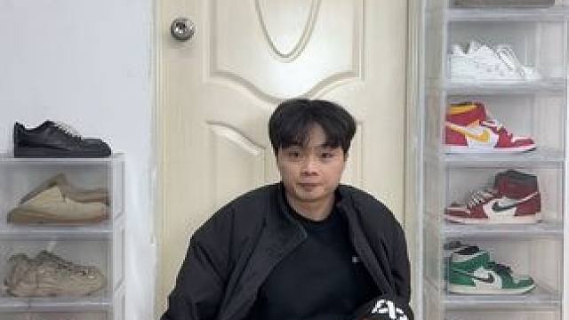 新年显腿长战裤分享来啦 穿出去都不会撞款，第三条我好喜欢#冬日万能穿搭公式 #过年战裤 #微喇裤 #