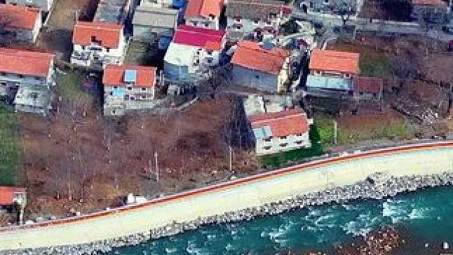 这是川西黑水县木苏镇位于黑水河和国道G347旁的木苏村，也是木苏镇镇政府所在地#宣传家乡旅游文化 #