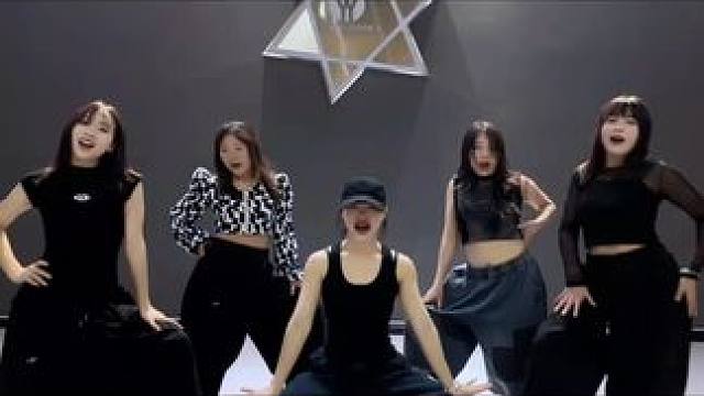 踩花山啦 走四方·踩花山，舞玥舞团邀您来文山和马关！#马关花山节#文山花山节#冬日运动挑战#运动迎新