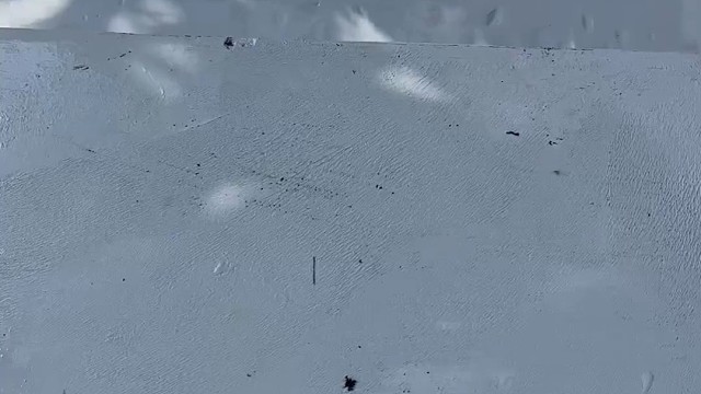 楼梯滚瓶子爆破解压时刻