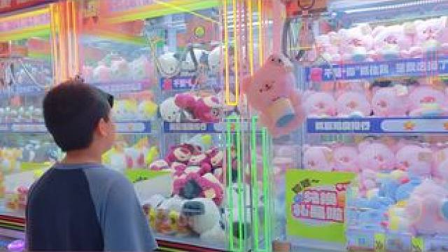 娱乐休闲，放松解压，酷啦啦欢乐卜卜游戏厅，带给你好玩又实惠的休闲体验，团购活动火热进行中，96元即可