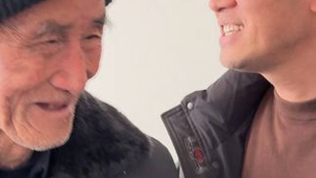 医生说爷爷没啥事，全家人久违的笑容又回来了！哦～自己吓自己 #孝顺老人 #看病就医 #温馨