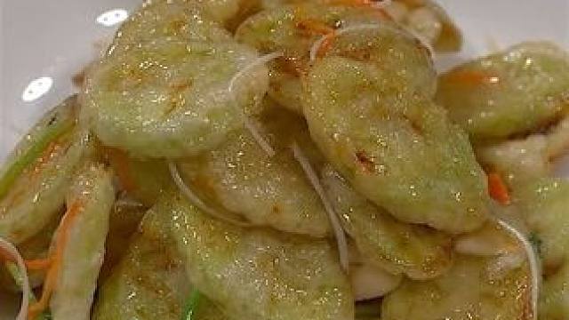 以后茄子买回来，你就像我这样做，酸甜酥脆，比肉还好吃#过年美食 #年夜饭