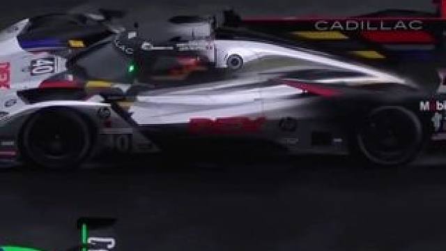 #赛车 #凯迪拉克 下雨的时候开上凯迪拉克你会想到什么