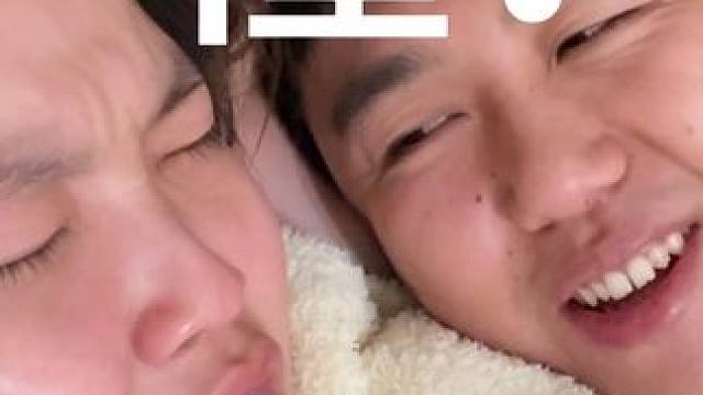 提前小年快乐！今天我操刀做了一大桌子美食#大将和3哥 #大宝发光棒#大宝VC烟酰胺