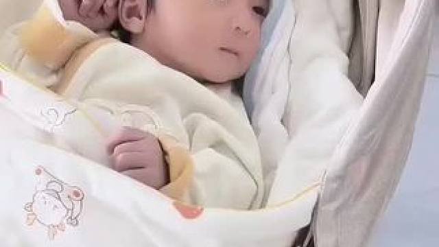 人类幼崽#记录宝宝 #小婴儿的日常 #养娃日常 #这是我的小baby啊 #小奶娃