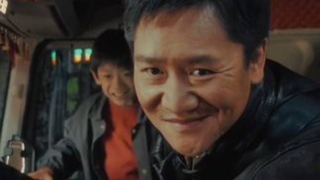 视频里满满的红色真的好有过年的感觉 #我的春节回家路  #Mate本色如初  #HarmonyOSN