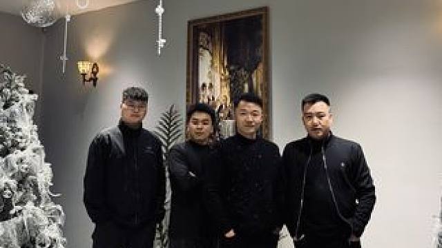 希望大家都有男孩子为你发这个文案：小事随便闹，大事往我身后靠，我永远在你身边，听你讲，为你撑腰。#文