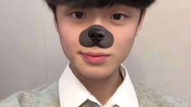 营业一下#手势舞 #营业 #男高中生 #卷毛