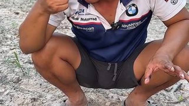 不会再用茅草烤️蟹黄了 #泰国美食 #户外美食 #美食 #内容启发搜索