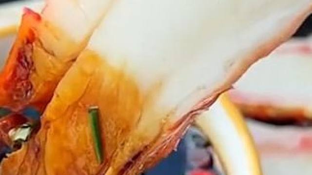 原来帝王蟹在海底已经泛滥了，我们却还不知道#帝王蟹 #帝王蟹腿 #礼品 #过年 #海鲜