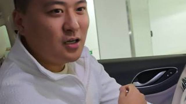兄弟们，你们遇到过比这还贵的停车场吗...#汽车人共创计划#上海物价