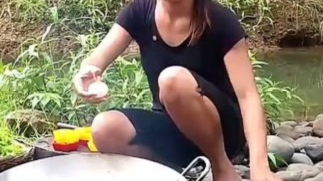 甜椒蛋配辣椒酱 #生活的烟火气息 #人间烟火 #农村生活 #乡村味道 #体验原生态美食的乐趣