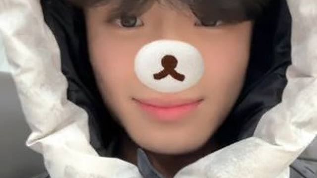 #摩羯座 #男高中生 #卷毛 #别眨眼我要变身了 #喷嚏变身