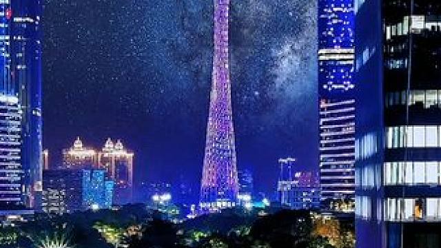 每个人心里都藏着一个人 不是不爱而是深爱 不是不联系而是不能联系 不是不想忘而是忘不掉 茫茫人海能走