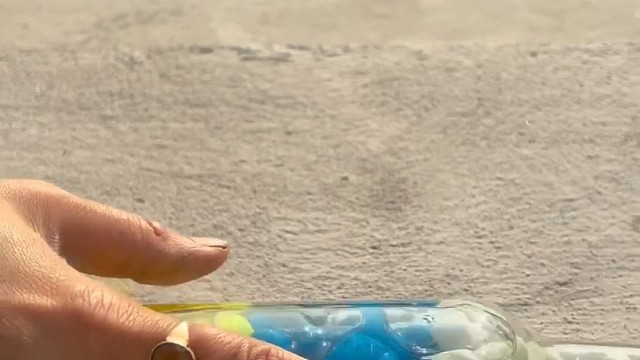 楼梯滚瓶子爆破解压时刻