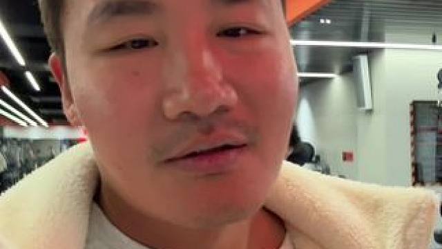 我真没想到大年初一还有那么多人去健身房