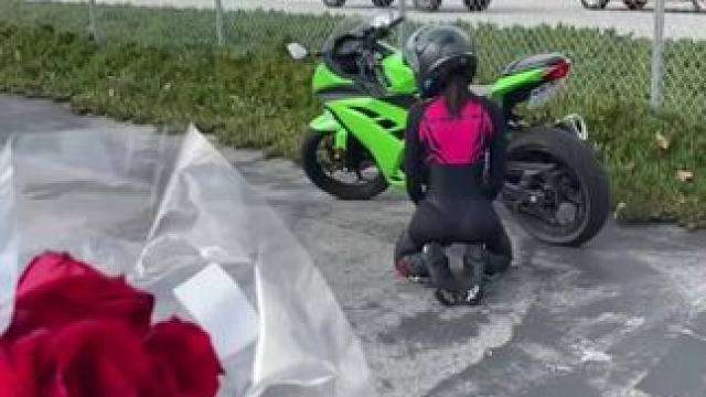 喜欢黑妹#机车 #机车女孩 #川崎