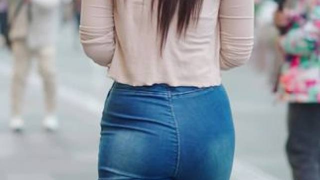 #完美身材 #路人视角 #这谁顶得住啊