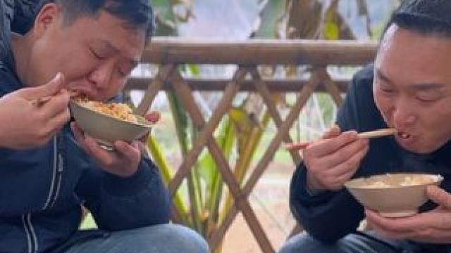 黑鱼这样炖了吃才爽，香辣入味，鱼肉嫩滑 #新农人计划2025 #农村美食 #初八开工