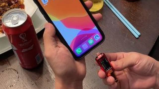 过年聚会多，带上酒精测试仪有备无患~ #酒精测试仪  #玩个很新的东西  #内容启发搜索