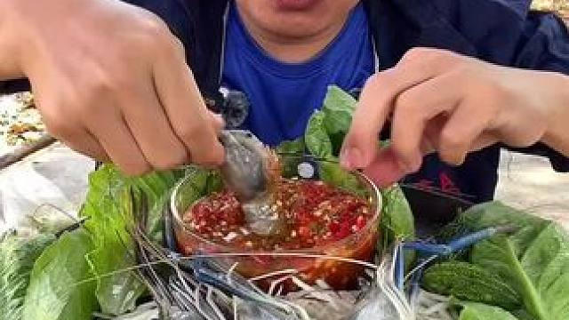虾生 #泰国主播吃美食视频 #东南亚美食 #把家乡的味道分享给大家 #舌尖上的美食 #粗茶淡饭吃起香