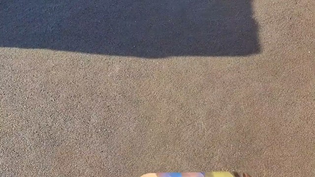 楼梯滚瓶子爆破解压时刻