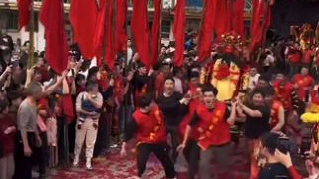 这是潮汕人的专属快乐，是国内最有血性的民俗。#盐灶拖神 #民俗文化 #潮汕营老爷 #非遗文化 #潮汕