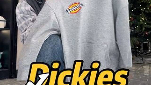 我儿子140的码这个穿120的刚好，你们至少要拍小一个码，旗舰店发货放心拍#dickies #儿童卫