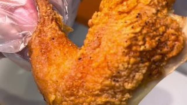 春节白切鸡吃腻了就吃美味基#美味基 #炸鸡汉堡 #美食推存官 #同城好店推荐