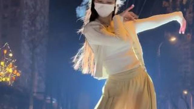 幸福与不幸是由自己的心呼唤而至的。发生在自己身上的一切，都是由自己播下的种子。#国风 #古典舞 #氛