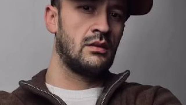 宅家系列拍摄个性头像拍摄技巧分享 #内容启发搜索 #创作者激励计划 #创作灵感小助手 #iphone