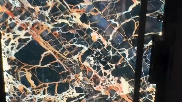 顶级富豪家同款的发光偏轴门长什么样？#TINNO帝诺系统入户门 #别墅门 #系统门 #偏轴门