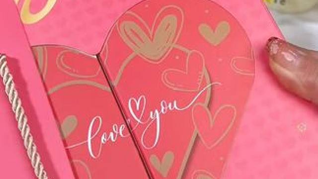 马上就2月14号#情人节 了，谁还没给自家的小朋友准备礼物啊！#女生礼物 #德芙 #巧克力 #情人节