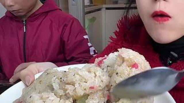 （主页）（数字）（威）糯米饭糯叽叽鱼丸类#不敢想象这一口多好吃  #一吃一个不吱声 #分享美食与生活