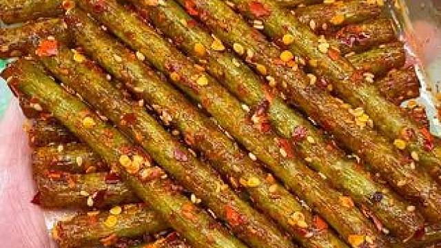 9块9到手一大框湖南特产香菜辣条#零食推荐 #好吃到停不下来 #辣条 #无辣不欢