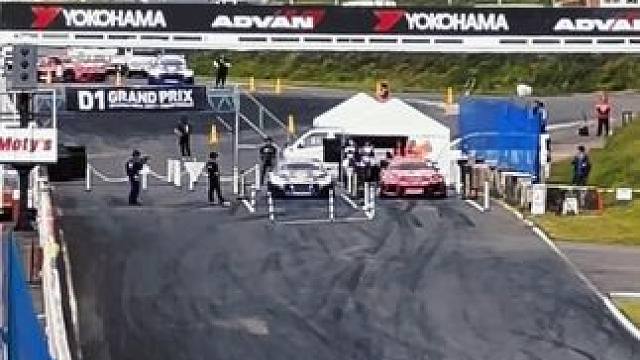 今年最火的一段话：此生虽为女儿身，不亚男儿赛车梦 #巅峰极速 #漂移 #弯道快才是真的快 #直线加速