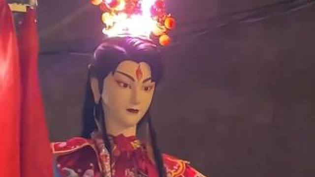 福建游神的哪吒三太子原来长这样啊，沿街巡游时每一步都走出了威灵显赫 #哪吒  #福建游神  #哪吒2